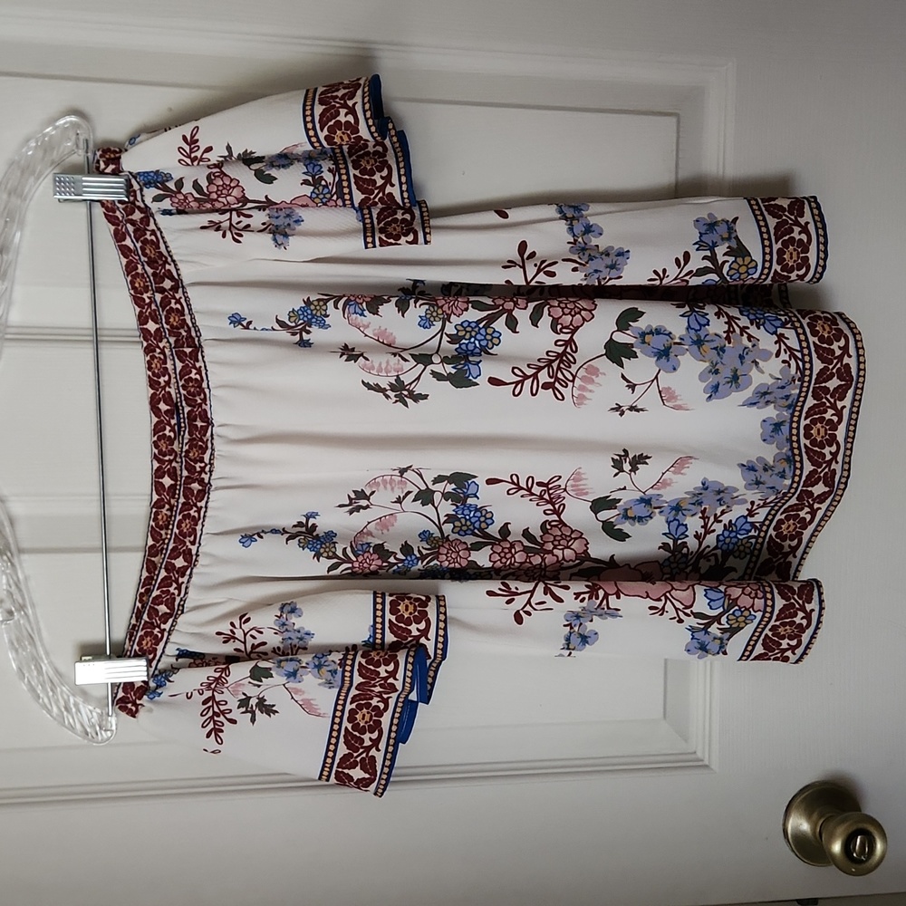 BLUE RAIN Off the Shoulder Floral Top
